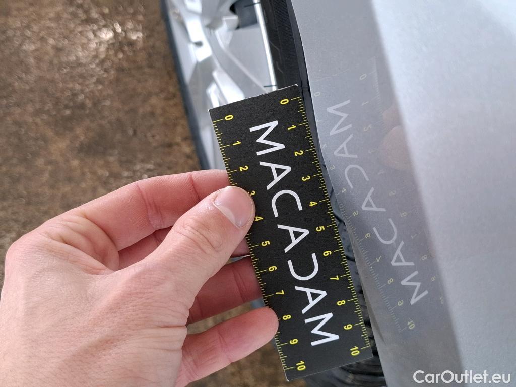  Nissan  Micra NISSAN  / 2016 / 5P / Berline IG-T 100 Business Edition #4