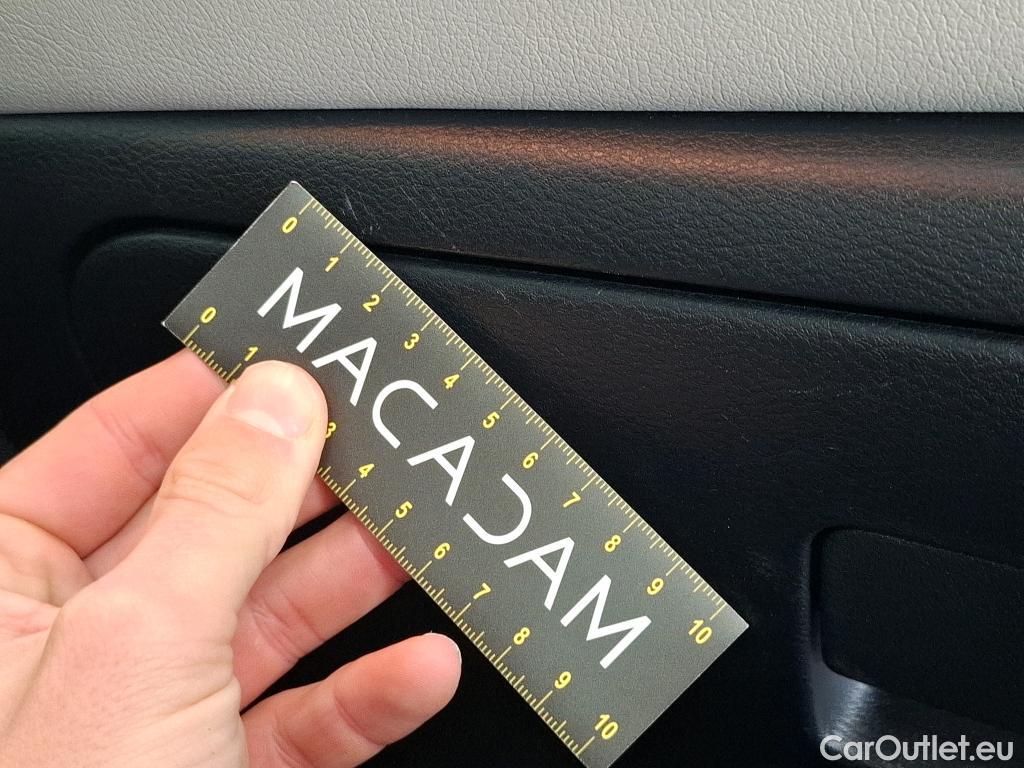  Nissan  Micra NISSAN  / 2016 / 5P / Berline IG-T 100 Business Edition #25