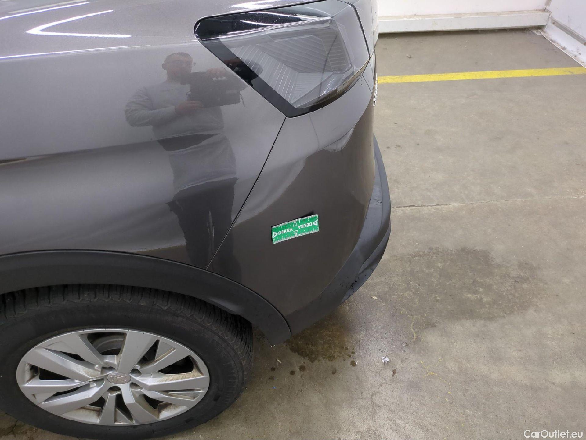  Peugeot  3008  Active Pack 1.5 HDi 130CV BVA8 E6d #49