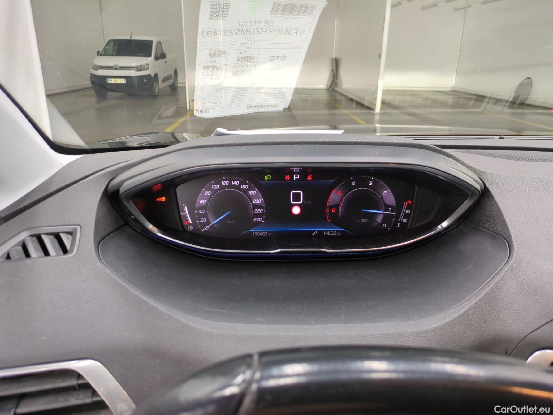  Peugeot  3008  Active Pack 1.5 HDi 130CV BVA8 E6d #1