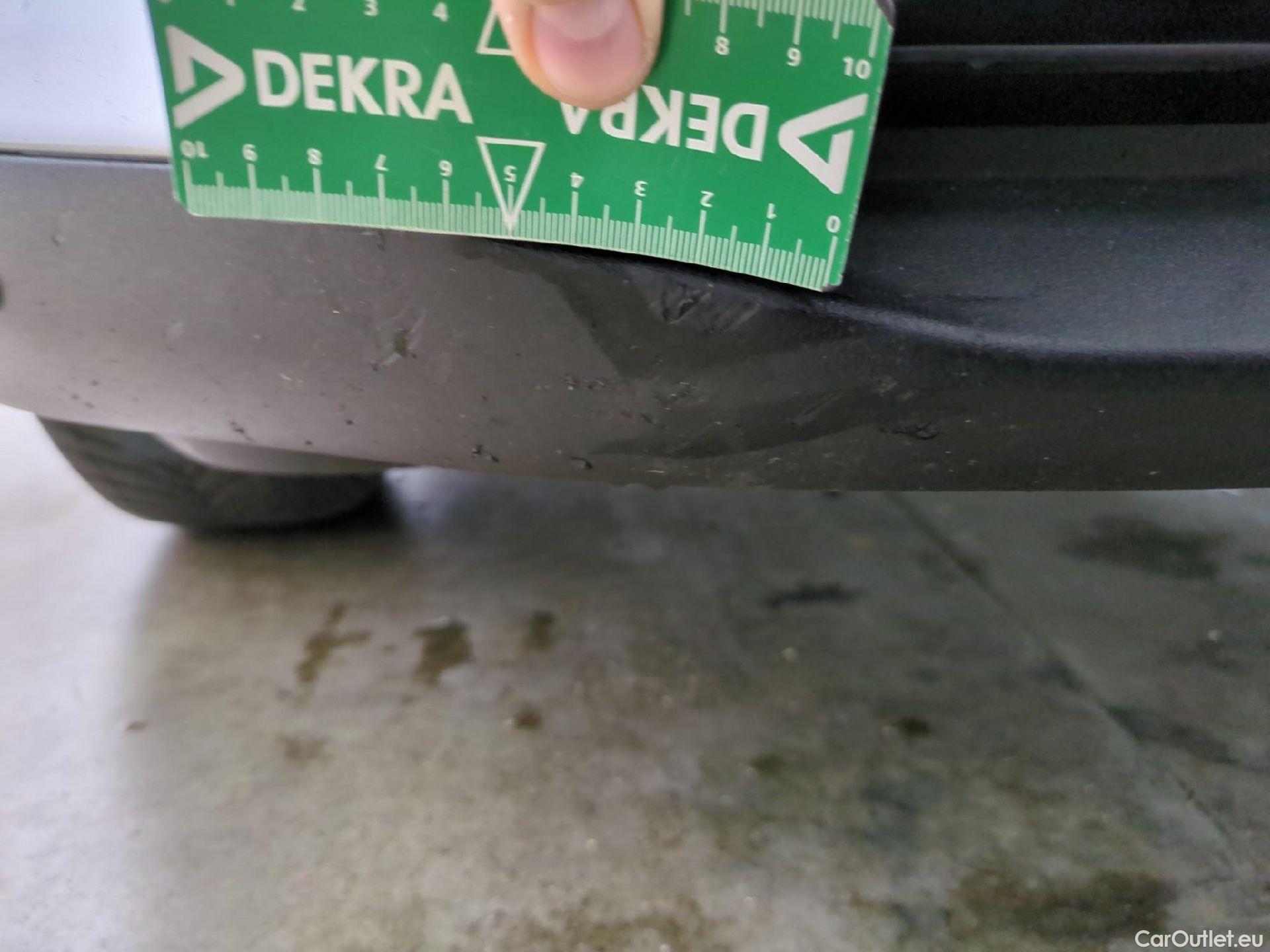  Peugeot  3008  Active Pack 1.5 HDi 130CV BVA8 E6d #35