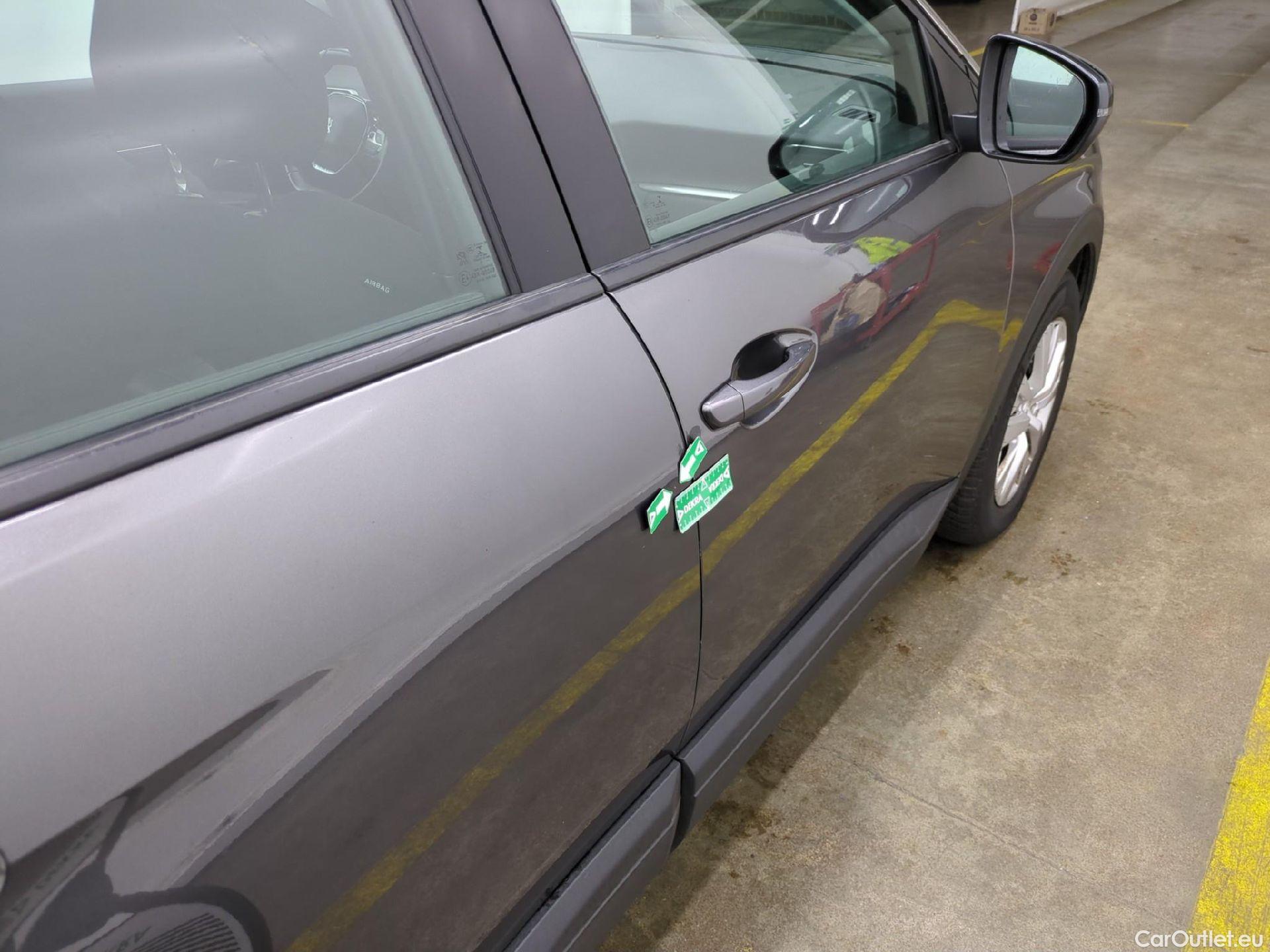  Peugeot  3008  Active Pack 1.5 HDi 130CV BVA8 E6d #23