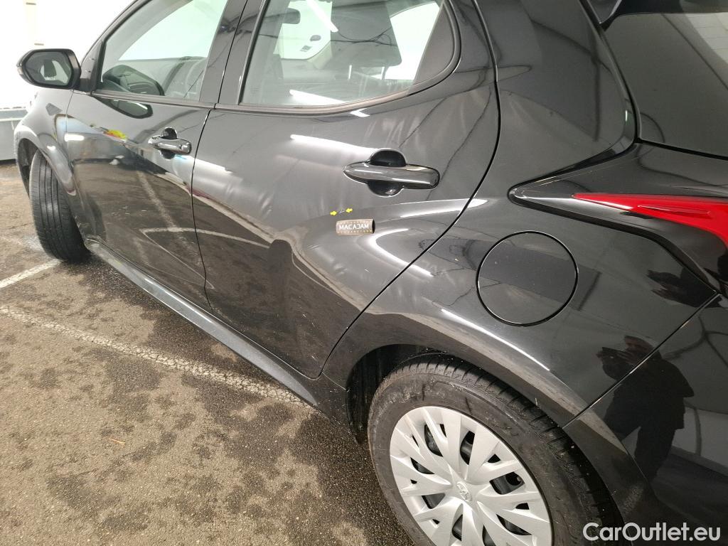  Toyota  Yaris TOYOTA  Hybride / 2019 / 5P / Berline Hybride 116h Dynamic Business Beyond Zer #18