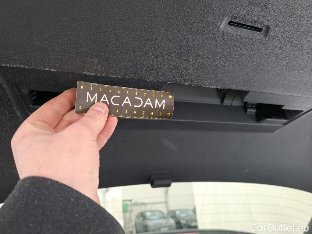  Volkswagen  Golf  VOLKSWAGEN / 2020 / 5P / Berline 1.4 eHybrid OPF 204 DSG6 Style #30