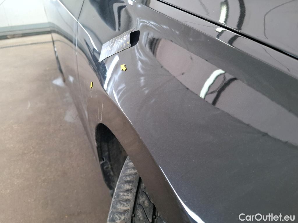  Volkswagen  Golf  VOLKSWAGEN / 2020 / 5P / Berline 1.4 eHybrid OPF 204 DSG6 Style #22