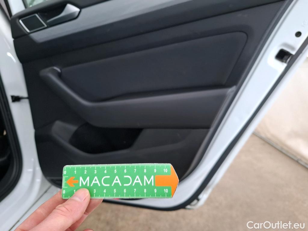  Volkswagen  Passat  Break Business 2.0 TDI 120CV BVA7 E6d #6