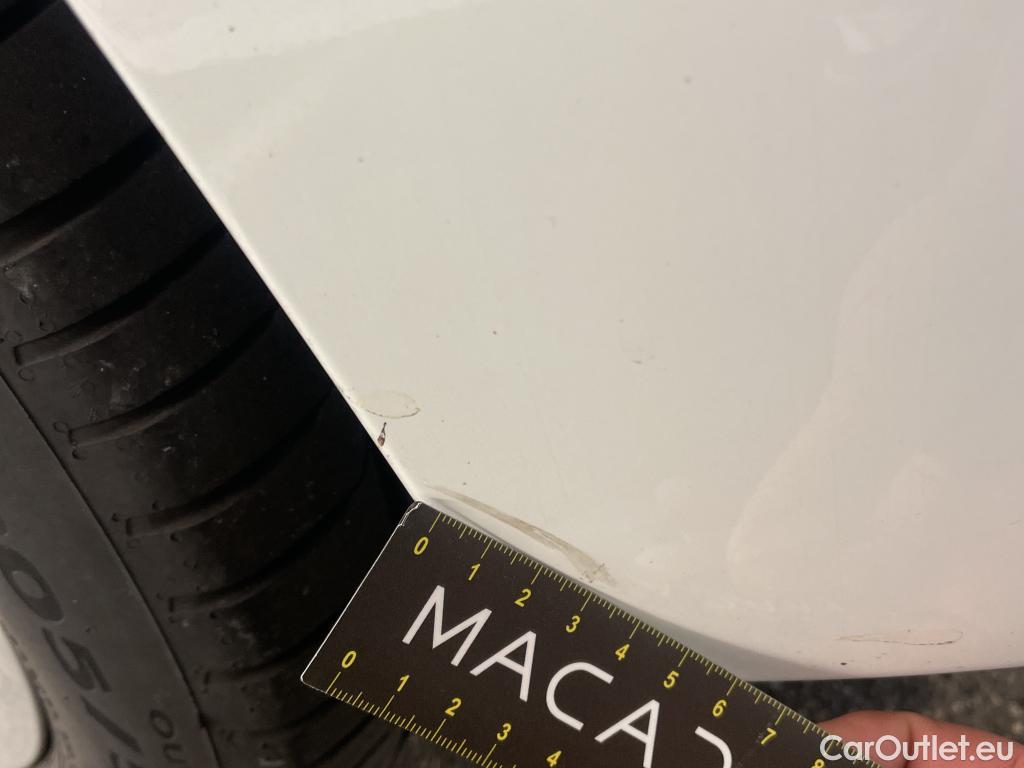  Volkswagen  Golf  VOLKSWAGEN  2020  5P  Berline 20 TDI SCR 115 DSG7 Life Busi #9