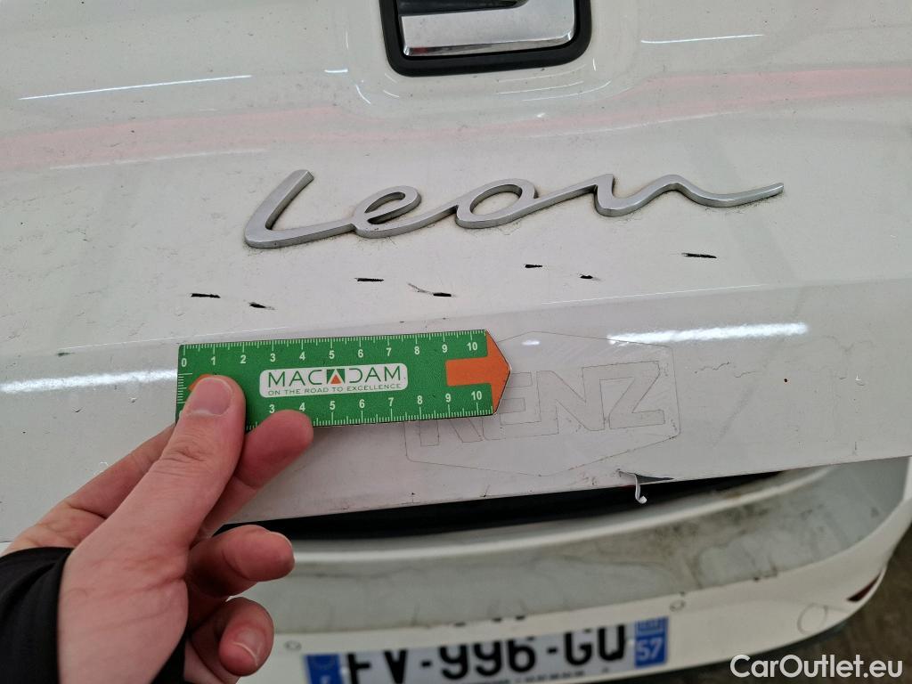  Seat  Leon SEAT  Sportstourer / 2020 / 5P / Break 2.0 TDI 150 DSG S&S Style Business #4