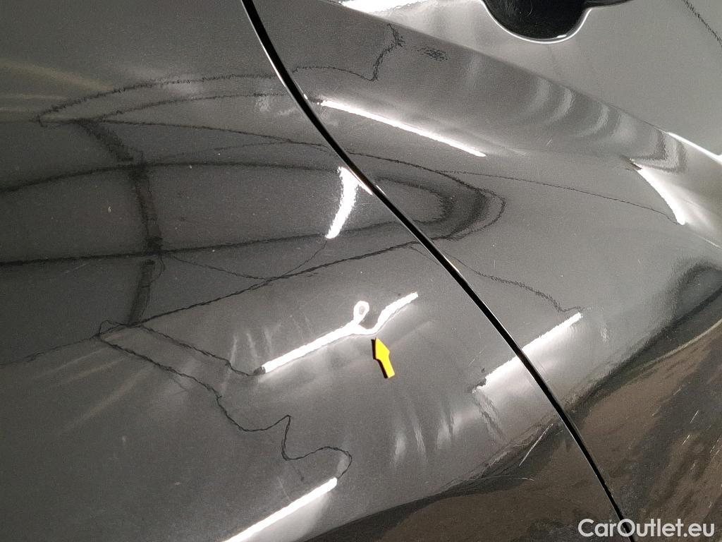  Toyota  Yaris TOYOTA  Hybride / 2019 / 5P / Berline Hybride 116h Dynamic Business Beyond Zer #24