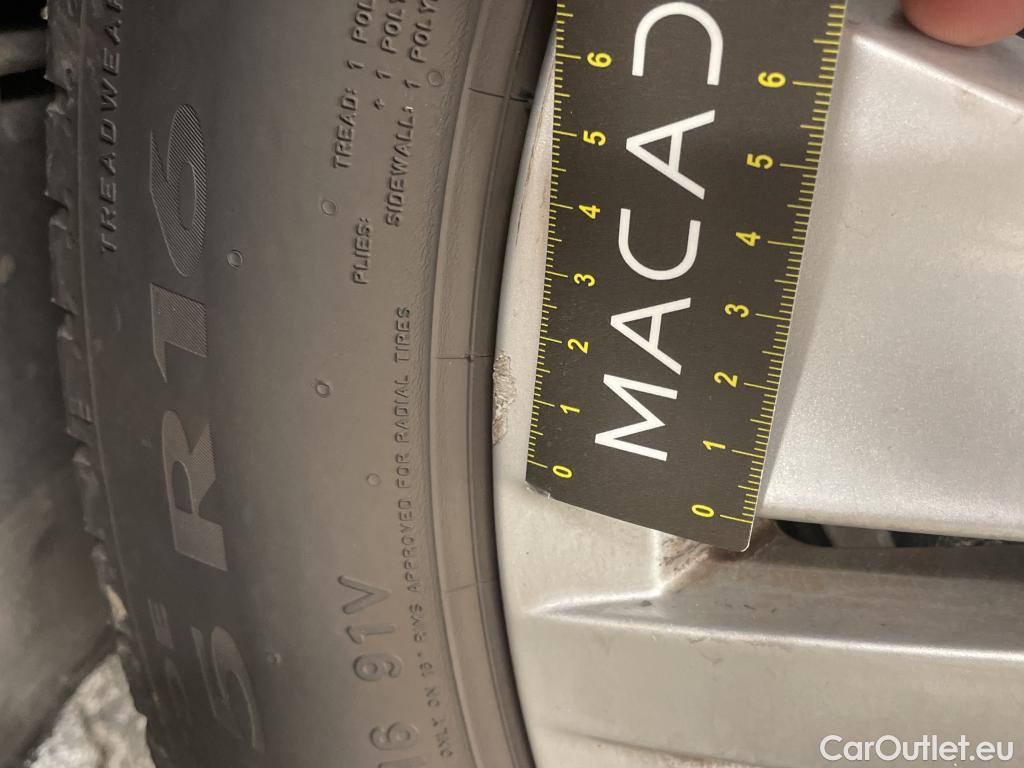  Volkswagen  Golf  VOLKSWAGEN  2020  5P  Berline 20 TDI SCR 115 DSG7 Life Busi #29