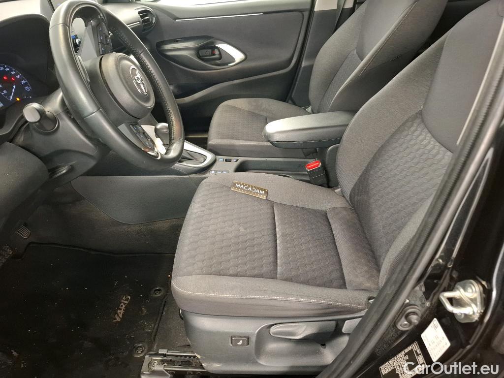  Toyota  Yaris TOYOTA  Hybride / 2019 / 5P / Berline Hybride 116h Dynamic Business Beyond Zer #8