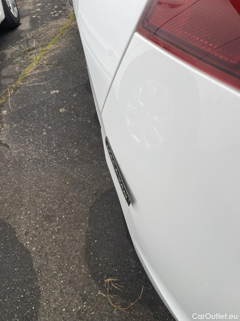  Volkswagen  Golf  VOLKSWAGEN  2020  5P  Berline 20 TDI SCR 115 DSG7 Life Busi #12