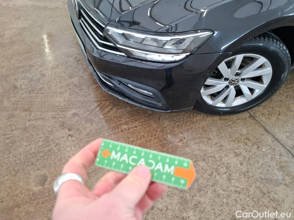  Volkswagen  Passat  Berline Business 2.0 TDI 150CV BVA7 E6dT #13