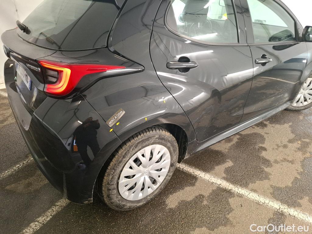  Toyota  Yaris TOYOTA  Hybride / 2019 / 5P / Berline Hybride 116h Dynamic Business Beyond Zer #21