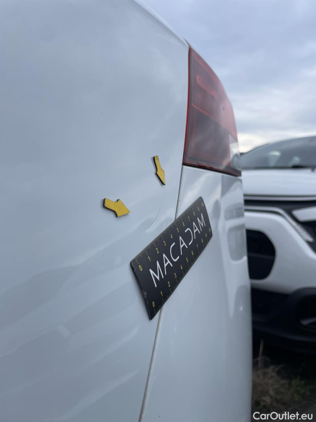  Volkswagen  Golf  VOLKSWAGEN  2020  5P  Berline 20 TDI SCR 115 DSG7 Life Busi #35