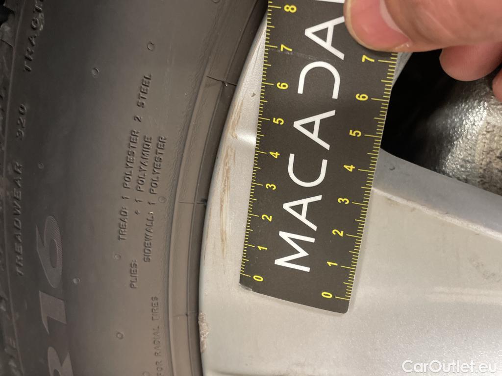  Volkswagen  Golf  VOLKSWAGEN  2020  5P  Berline 20 TDI SCR 115 DSG7 Life Busi #28