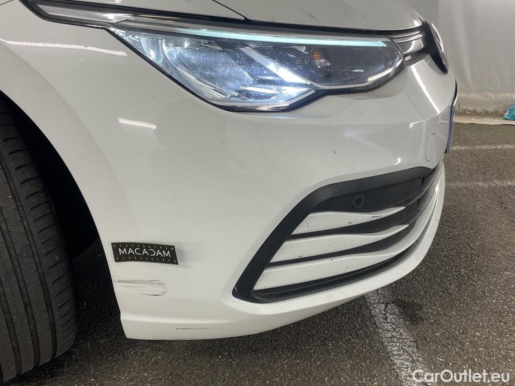  Volkswagen  Golf  VOLKSWAGEN  2020  5P  Berline 20 TDI SCR 115 DSG7 Life Busi #17