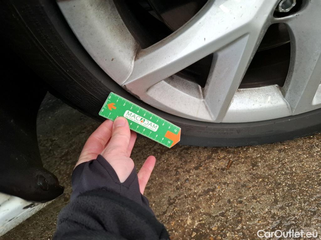  Seat  Leon SEAT  Sportstourer / 2020 / 5P / Break 2.0 TDI 150 DSG S&S Style Business #33