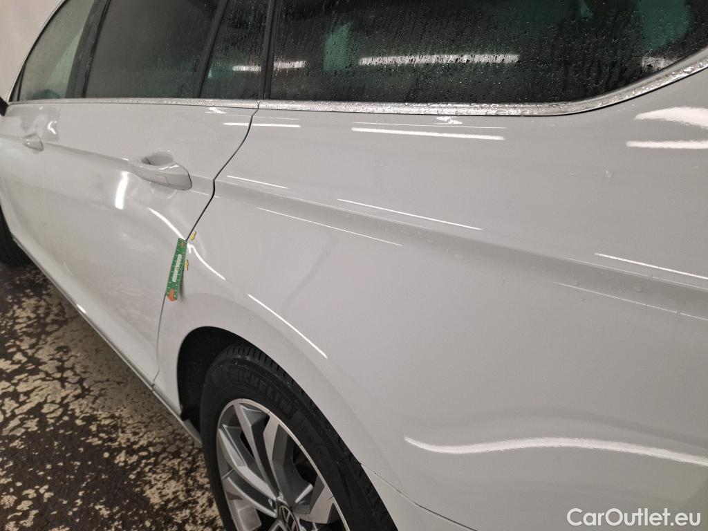  Volkswagen  Passat VOLKSWAGEN  SW / 2019 / 5P / Break 2.0 TDI 150 SCR DSG7 SW LOUNGE #20