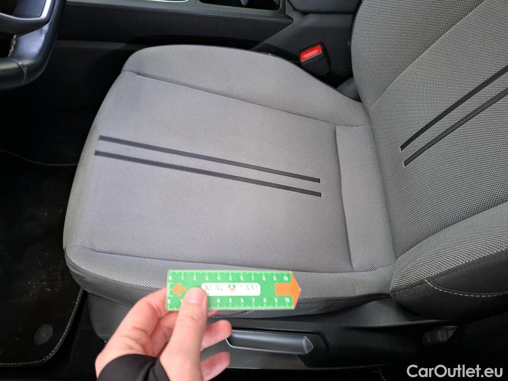  Seat  Leon SEAT  Sportstourer / 2020 / 5P / Break 2.0 TDI 150 DSG S&S Style Business #42