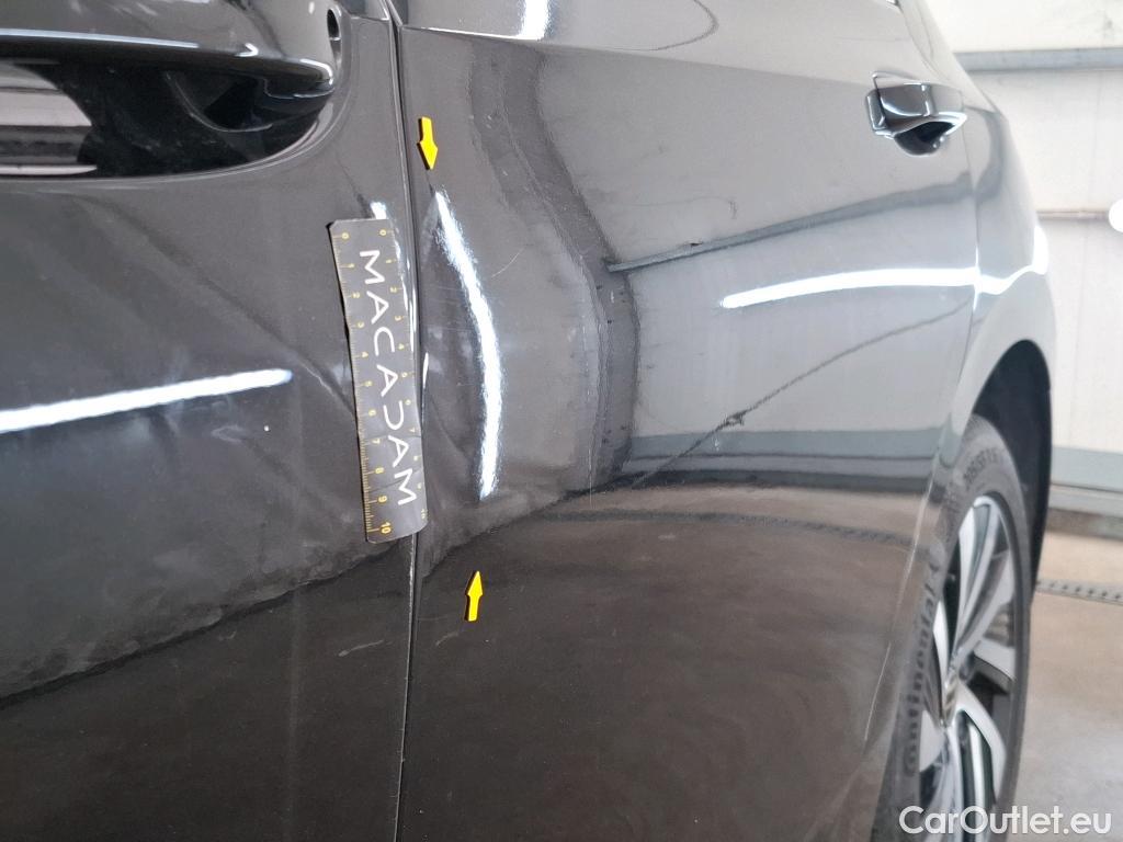  Volkswagen  Golf  VOLKSWAGEN / 2020 / 5P / Berline 1.4 eHybrid OPF 204 DSG6 Style #13