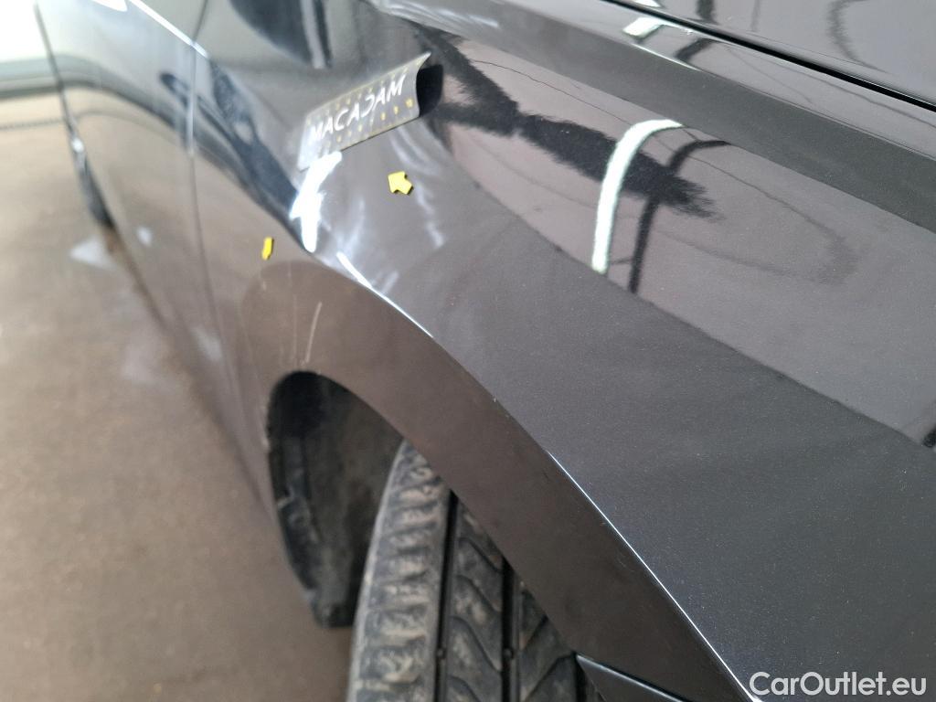  Volkswagen  Golf  VOLKSWAGEN / 2020 / 5P / Berline 1.4 eHybrid OPF 204 DSG6 Style #23