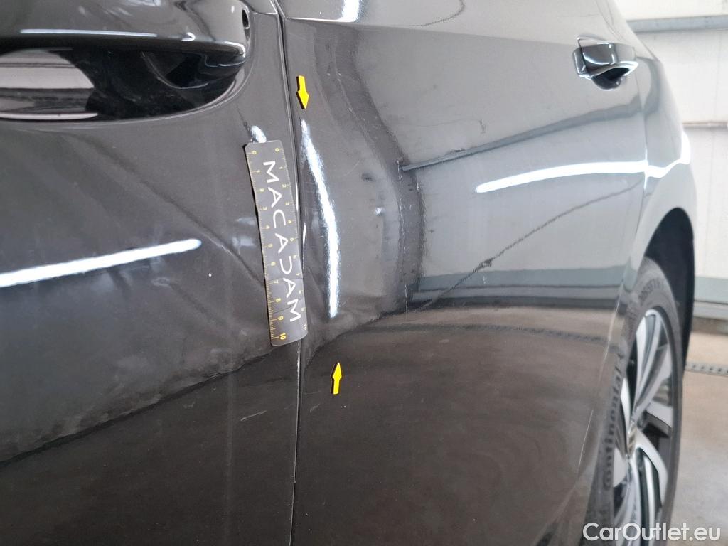  Volkswagen  Golf  VOLKSWAGEN / 2020 / 5P / Berline 1.4 eHybrid OPF 204 DSG6 Style #14