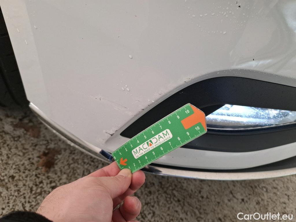  Volkswagen  Passat VOLKSWAGEN  SW / 2019 / 5P / Break 2.0 TDI 150 SCR DSG7 SW LOUNGE #4