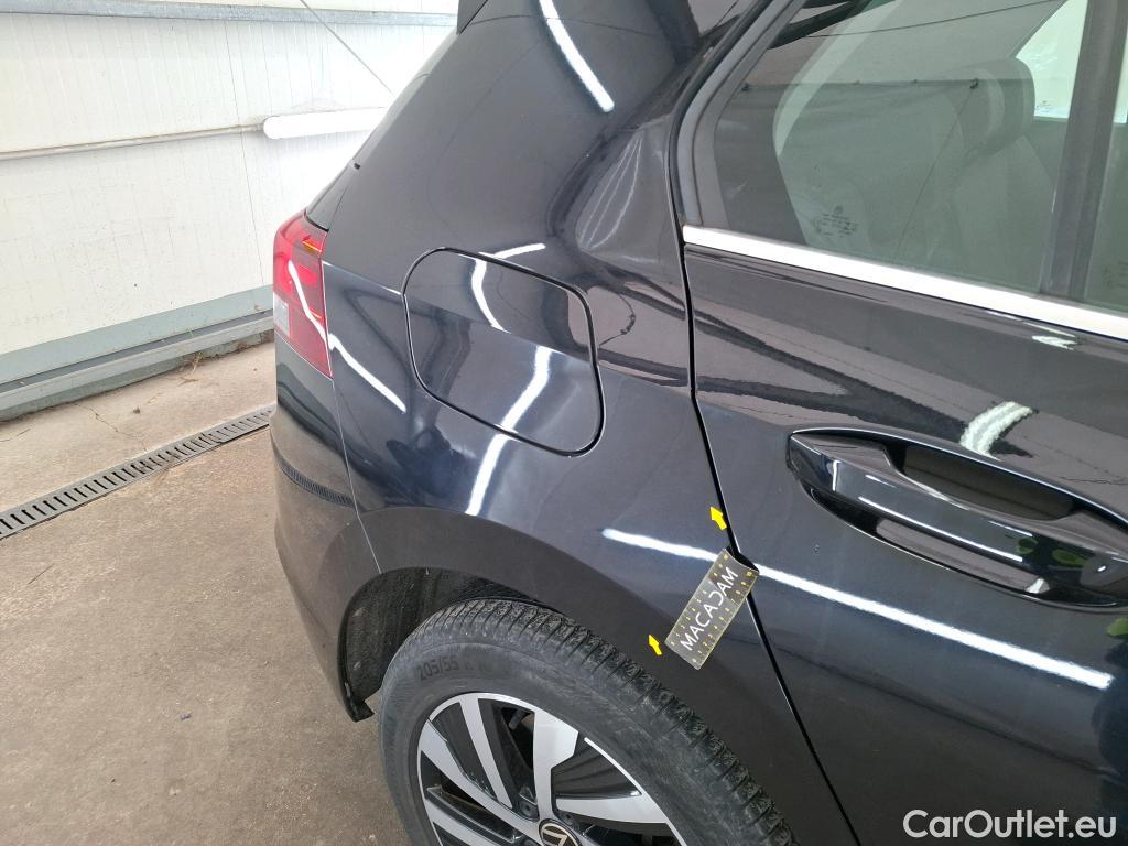  Volkswagen  Golf  VOLKSWAGEN / 2020 / 5P / Berline 1.4 eHybrid OPF 204 DSG6 Style #6