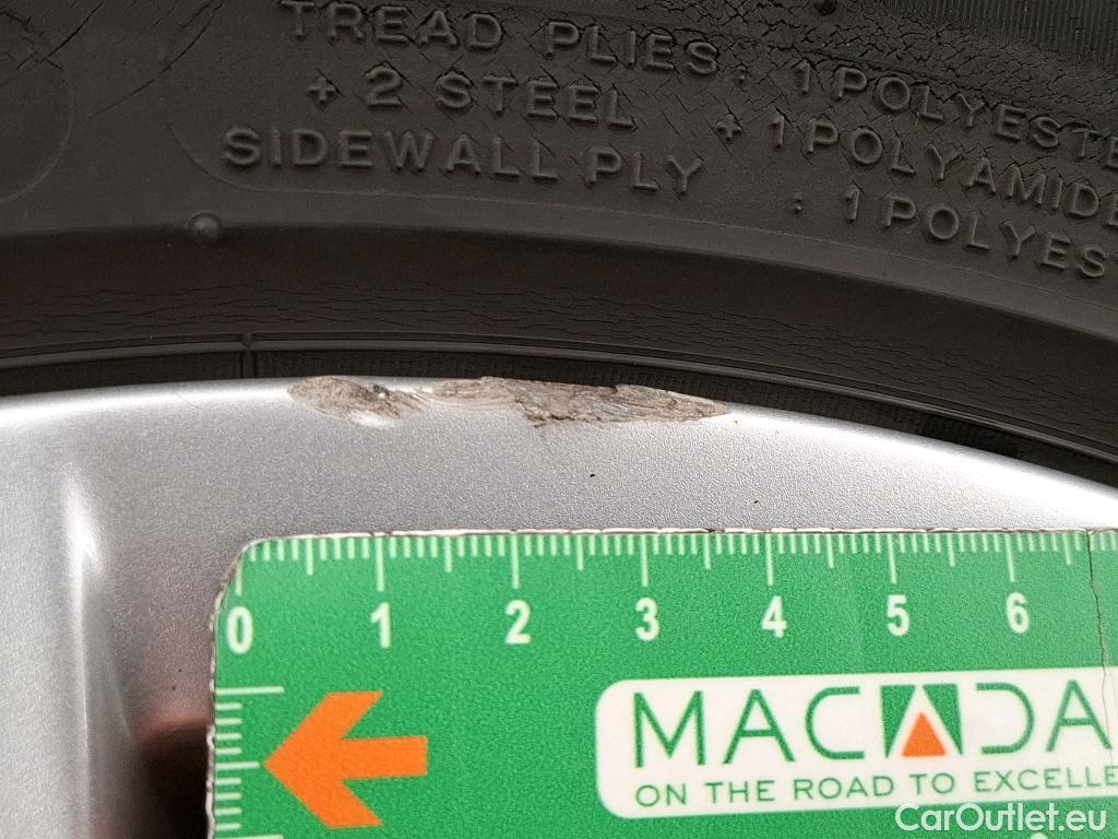  Volkswagen  Golf  VOLKSWAGEN SW / 2020 / 5P / Break 2.0 TDI SCR 150 DSG7 Life Business #3