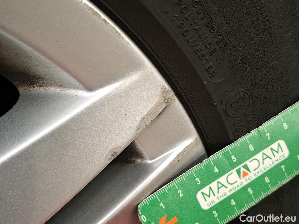  Volkswagen  Golf  VOLKSWAGEN SW / 2020 / 5P / Break 2.0 TDI SCR 150 DSG7 Life Business #9