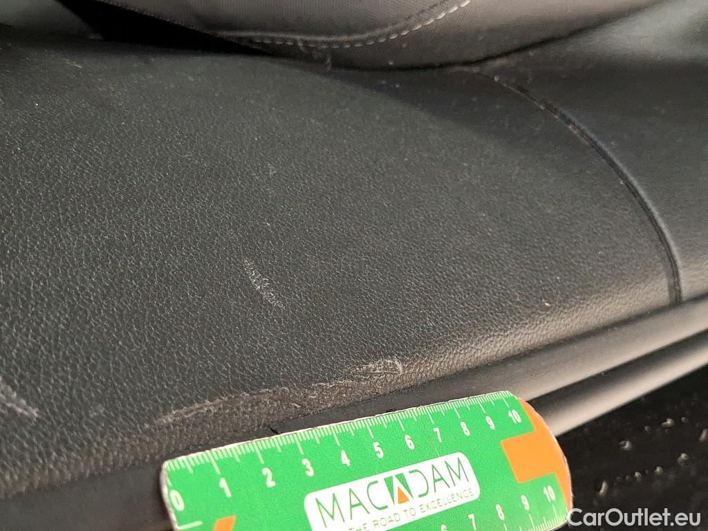  Volkswagen  Golf  VOLKSWAGEN SW / 2020 / 5P / Break 2.0 TDI SCR 150 DSG7 Life Business #39