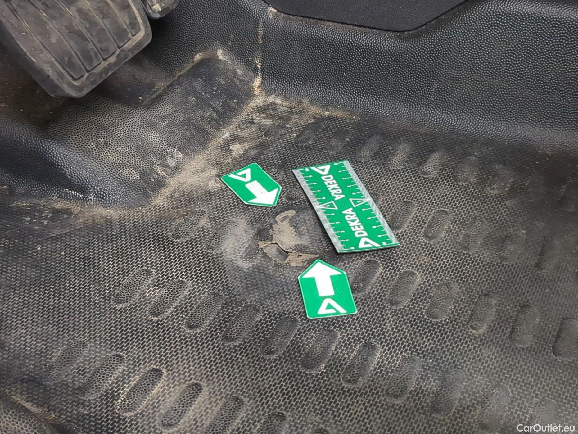  Citroen  Berlingo  Fourgon Club M 1000 1.5 BlueHDi 130CV BVA8 E6dT #5