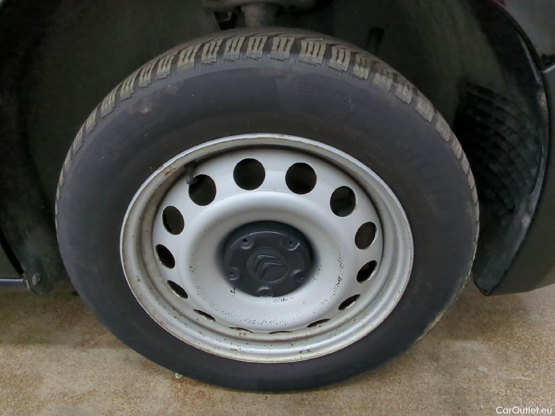  Citroen  Berlingo  Fourgon Club M 1000 1.5 BlueHDi 130CV BVA8 E6dT #7