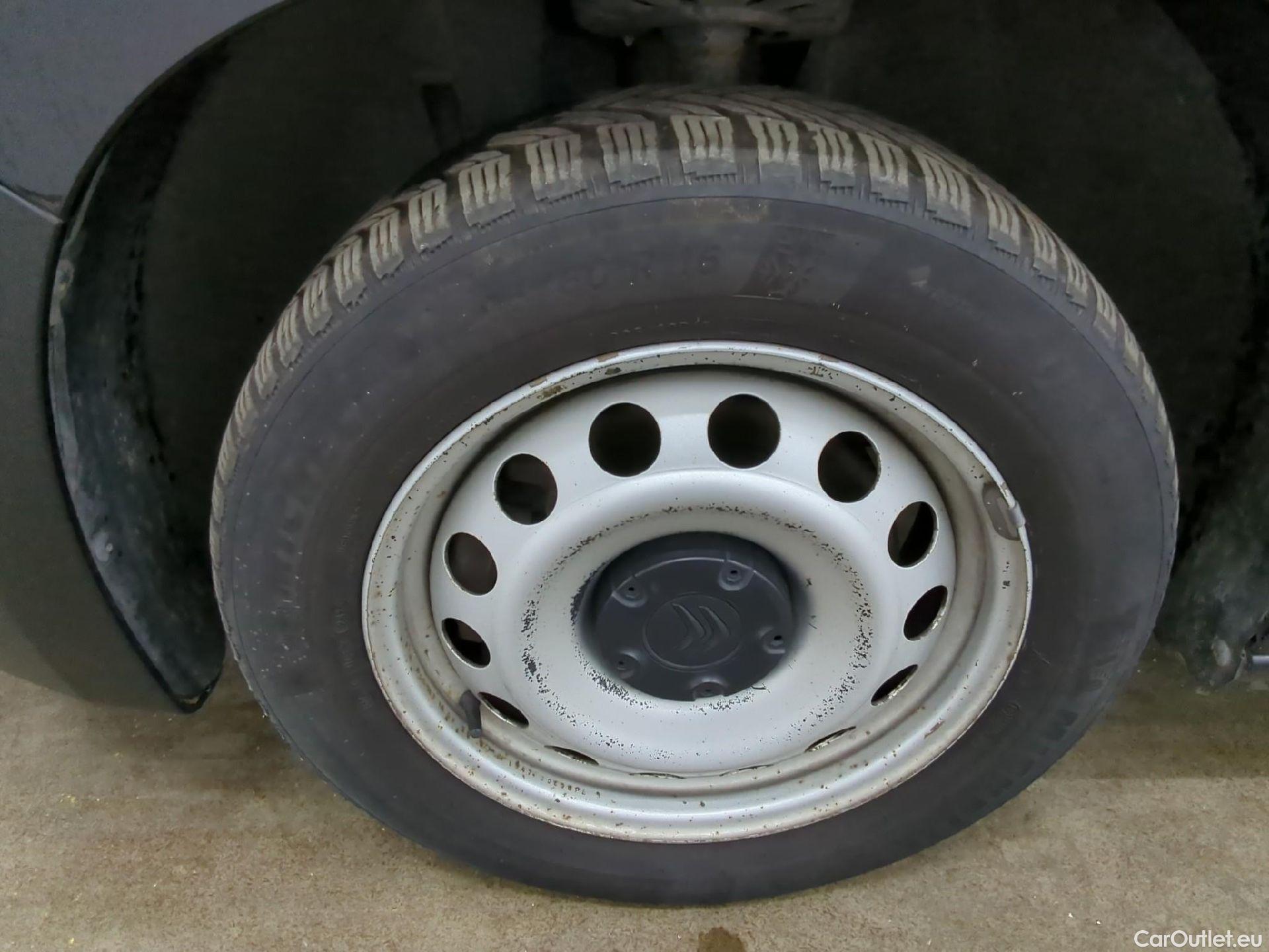  Citroen  Berlingo  Fourgon Club M 1000 1.5 BlueHDi 130CV BVA8 E6dT #8