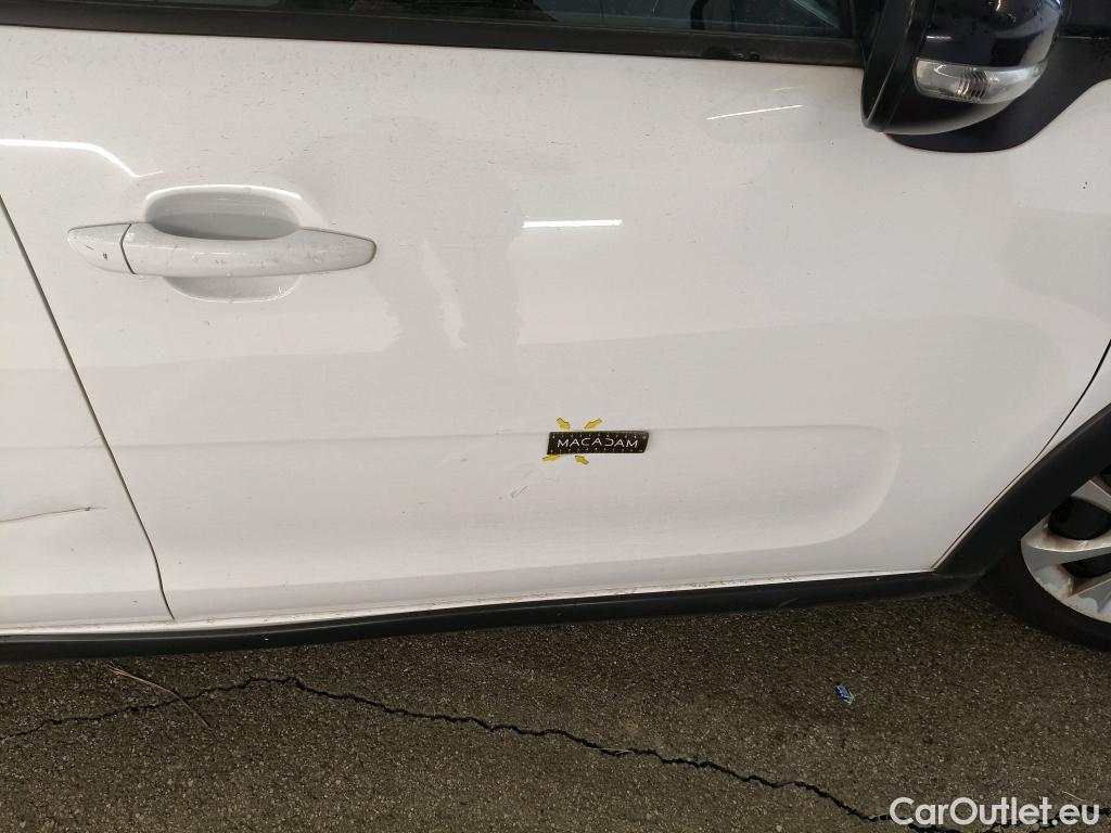  Citroen  C3 CITROEN  Société / 2016 / 5P / Berline PureTech 82 S&S BVM Feel #57