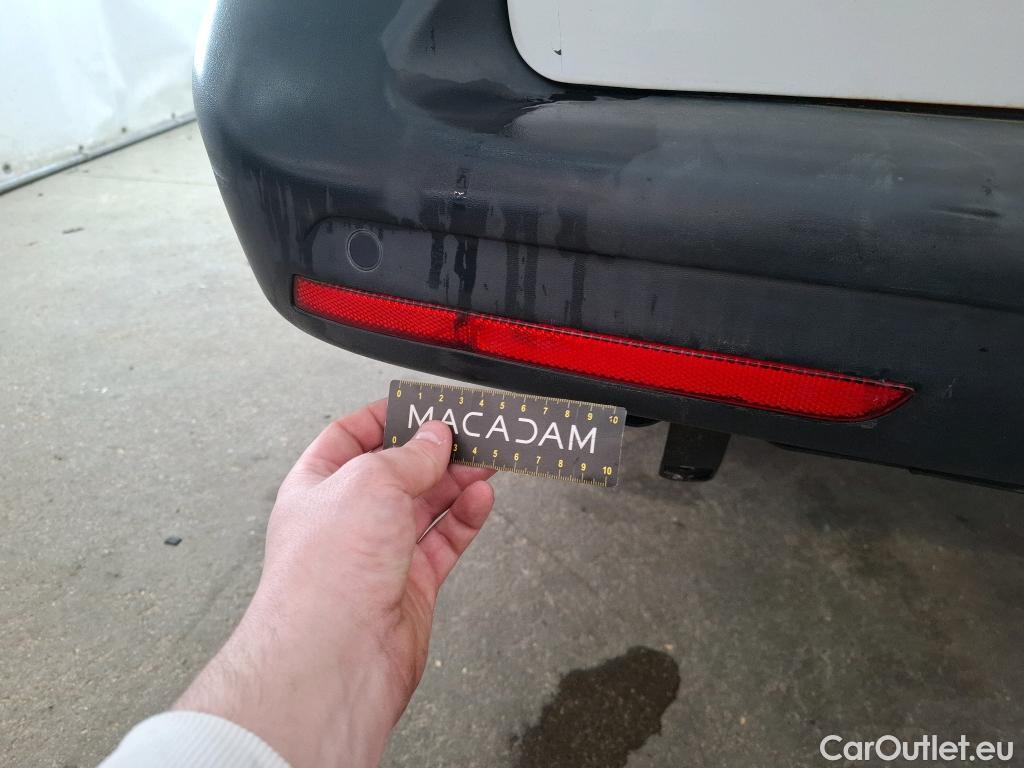  Volkswagen  Transporter VOLKSWAGEN  / 2019 / 4P / Fourgon tôlé 2.0 TDi 150 DSG7 L1H1 Business Line #47