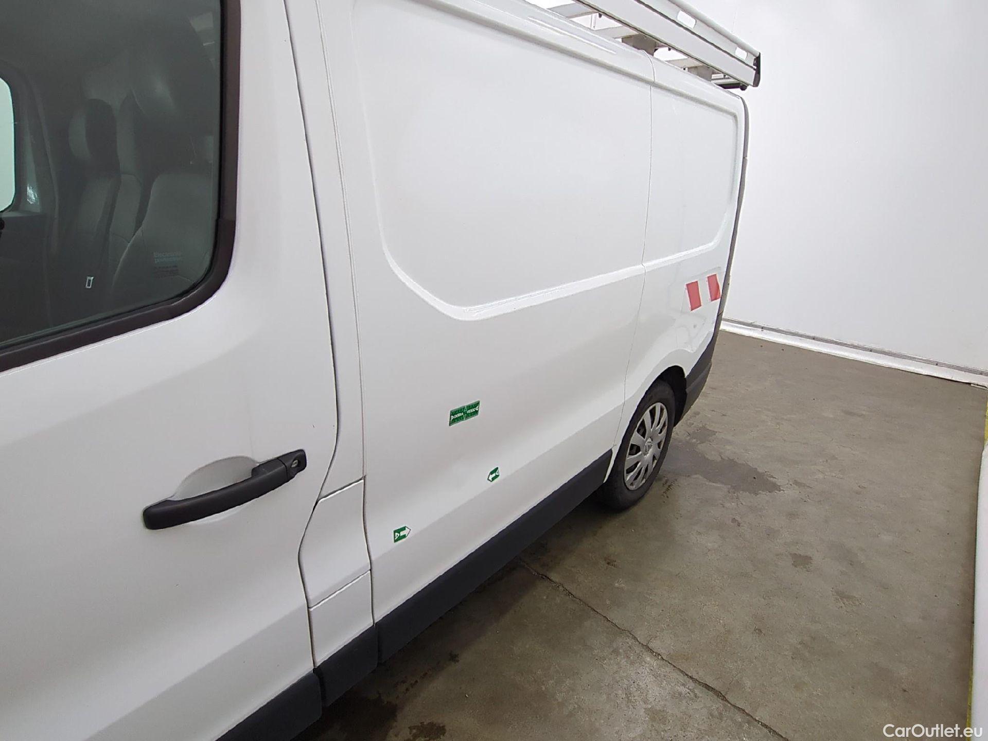  Renault  Trafic  Furgon Grand Confort L1H1 1200 1.6 dCi 125CV BVM6 E6 #25