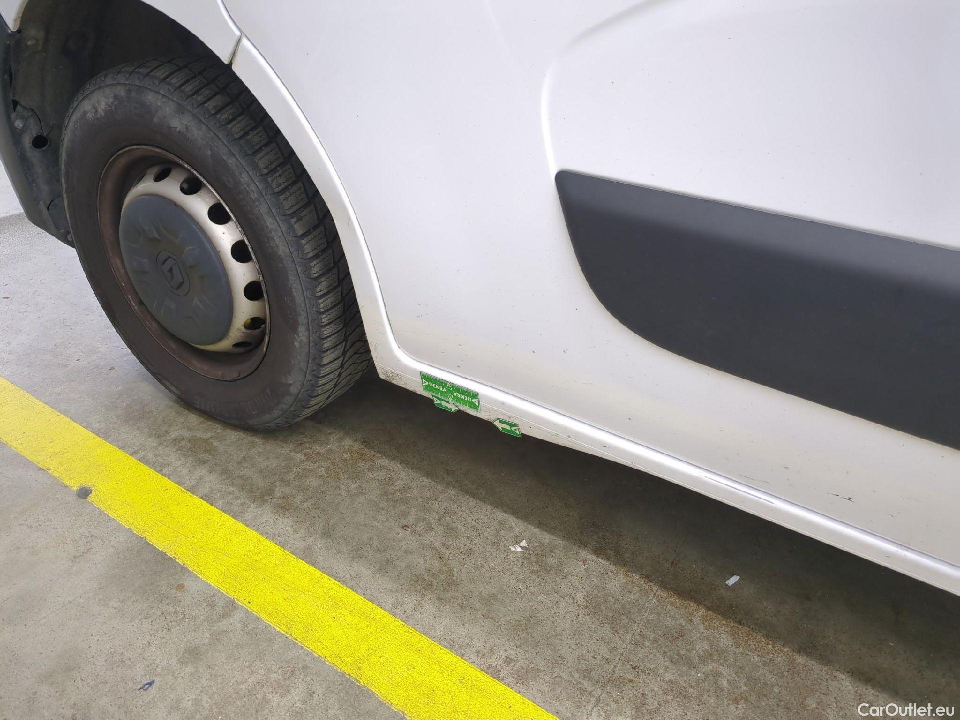  Renault  Master  III Fourgon L3H3 3 5 Grand Confort 2.3 dCi 135CV BVM6 E6dT #29