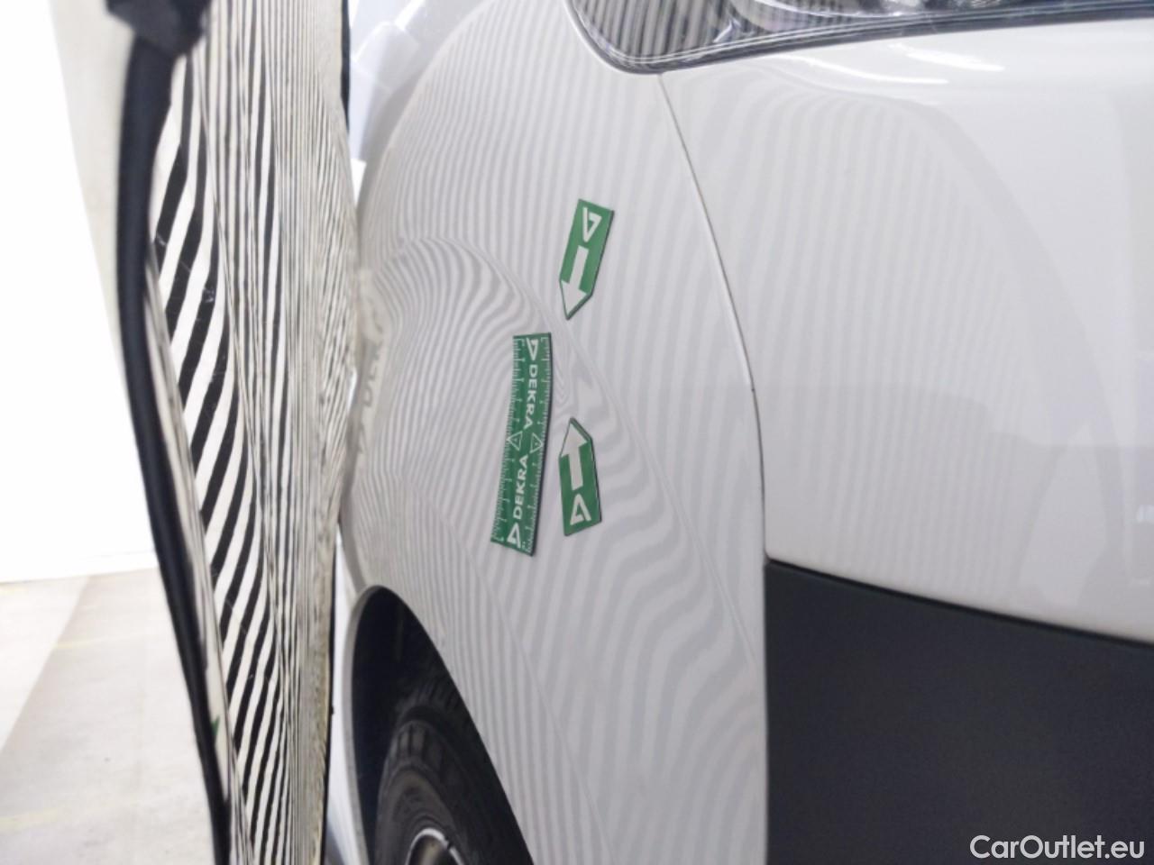  Peugeot  Expert PEUGEOT  VU 4p Fourgon BLUEHDI 120 S&S STANDARD PREMIUM #1