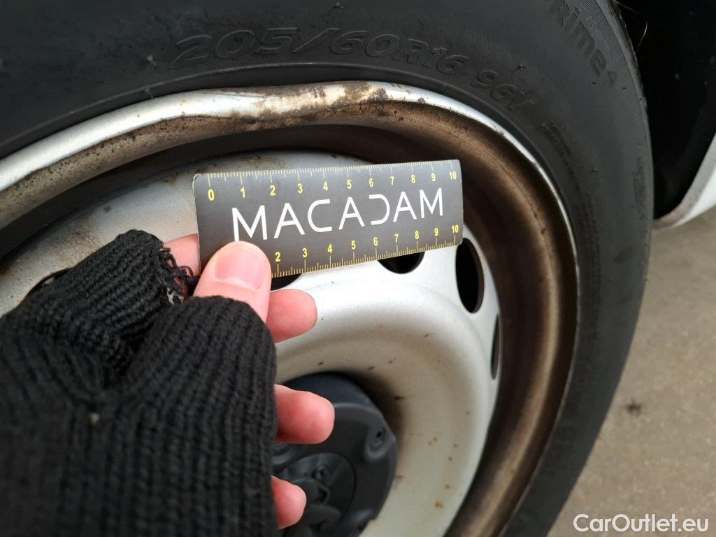  Peugeot  Partner  Premium L1 1.5 HDi 130CV BVA8 E6dT
 #14