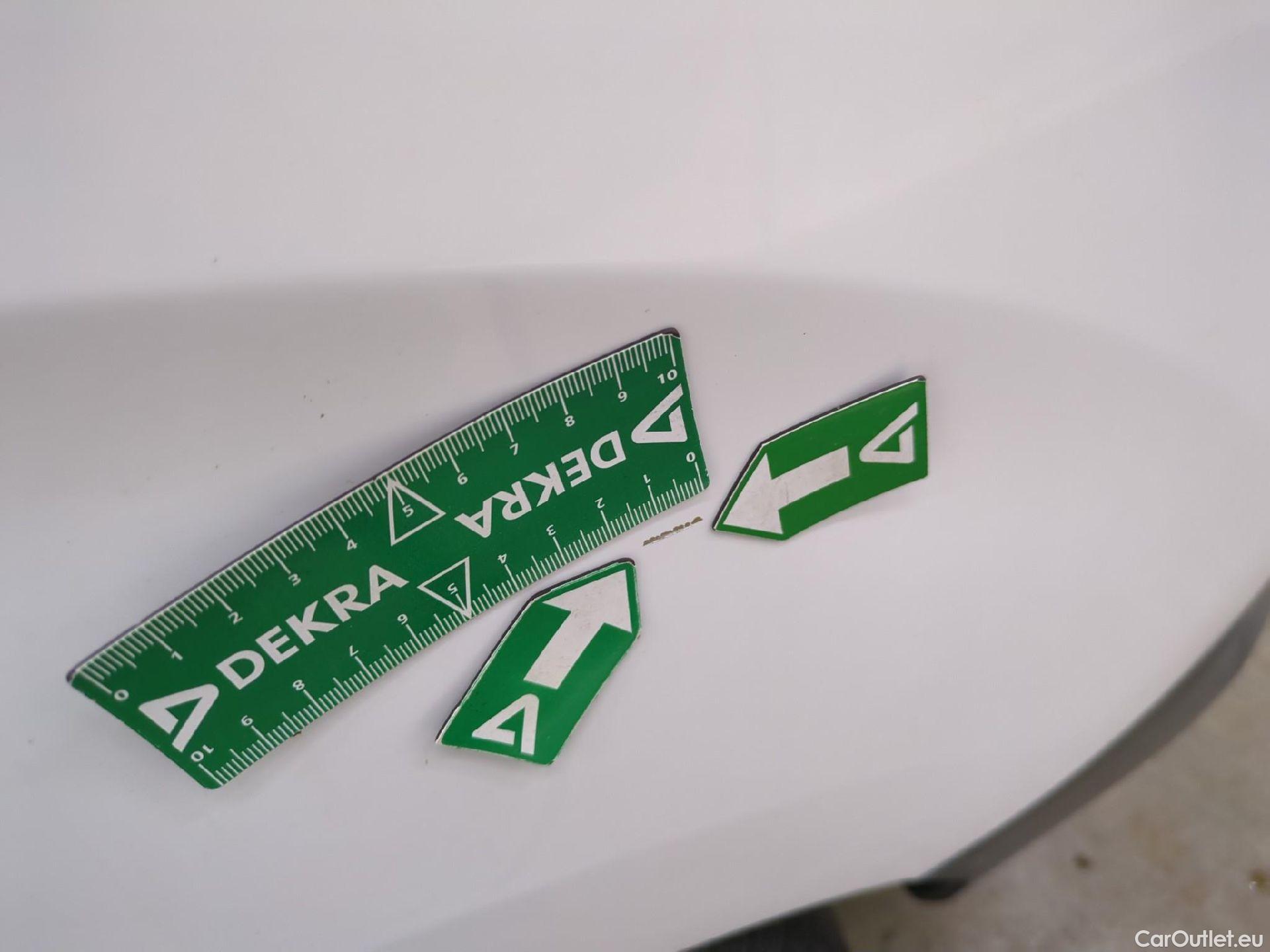  Peugeot  Expert  Fourgon Asphalt L2 2.0 HDi 120CV BVM6 E6dT #40