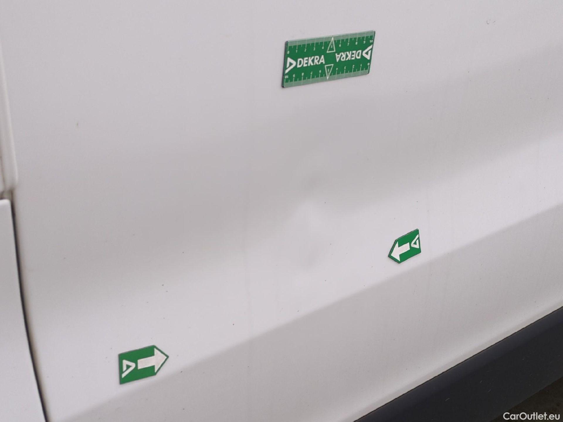  Renault  Trafic  Furgon Grand Confort L1H1 1200 1.6 dCi 125CV BVM6 E6 #24