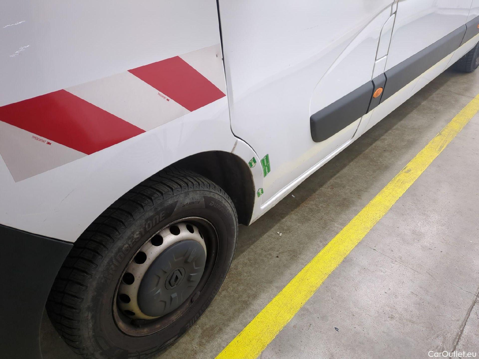  Renault  Master  III Fourgon L3H3 3 5 Grand Confort 2.3 dCi 135CV BVM6 E6dT #33