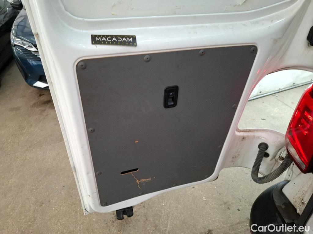  Volkswagen  Transporter VOLKSWAGEN  / 2019 / 4P / Fourgon tôlé 2.0 TDi 150 DSG7 L1H1 Business Line #43