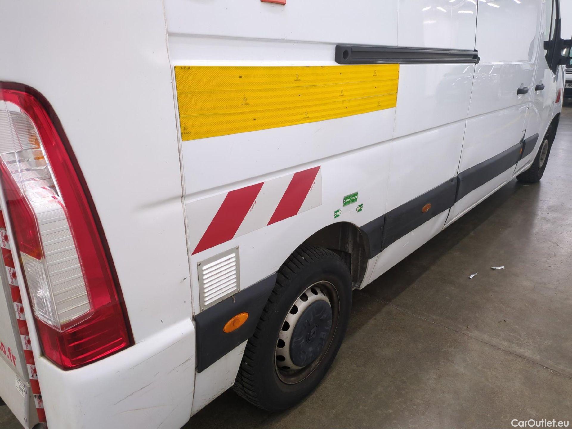  Renault  Master  III Fourgon L3H3 3 5 Grand Confort 2.3 dCi 135CV BVM6 E6dT #79