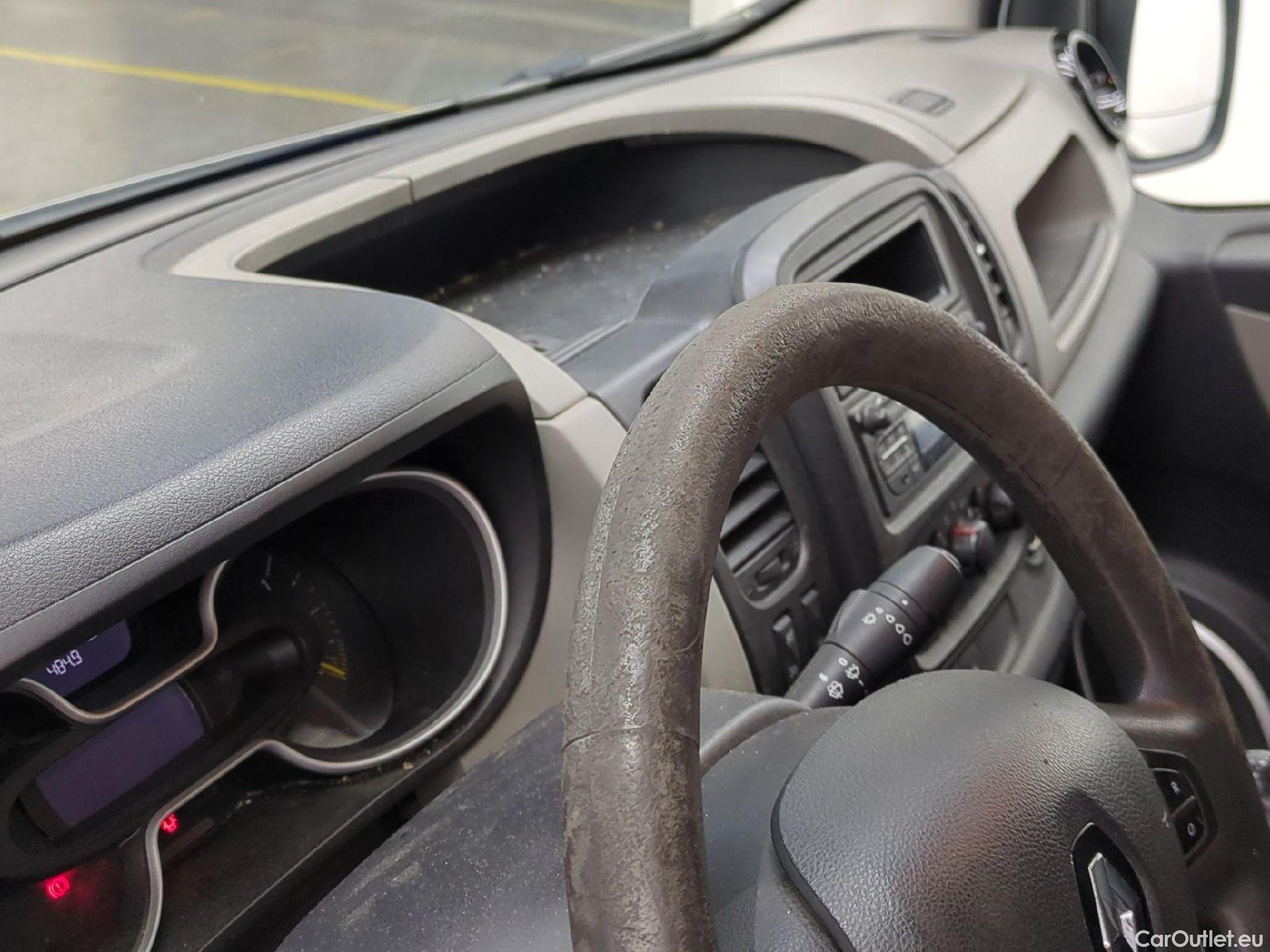  Renault  Trafic  Furgon Grand Confort L1H1 1200 1.6 dCi 125CV BVM6 E6 #18