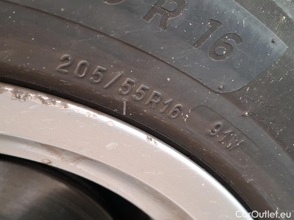  Audi  A3 AUDI  Sportback 5p Berline 30 TFSI BUSINESS LINE #47