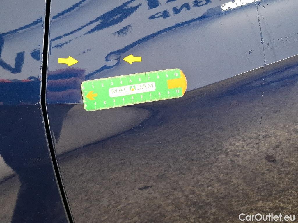  Audi  Q2 AUDI  / 2020 / 5P / SUV 35 TFSI 150 S Tronic Design #11