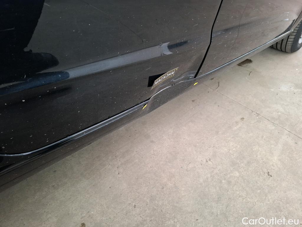  Audi  A3 AUDI  Sportback 5p Berline 30 TFSI BUSINESS LINE #1